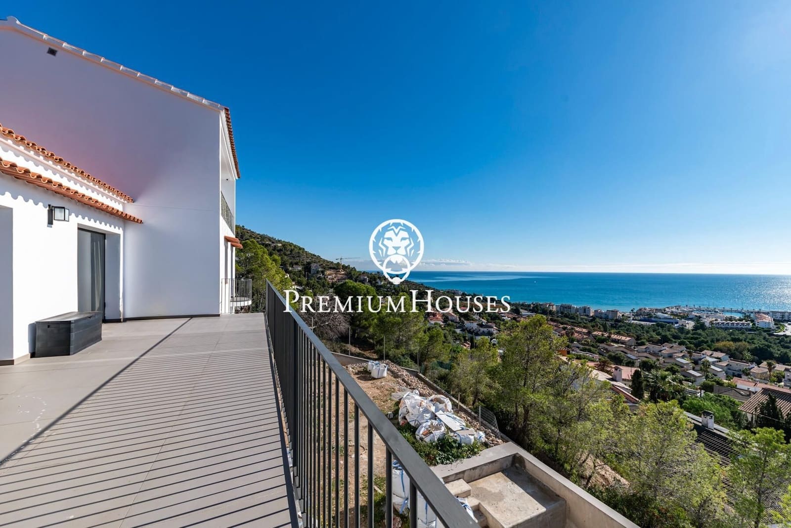 4 sypialnia Willa na sprzedaż w Sitges z basenem - 1 895 000 € (Ref: 9406637)