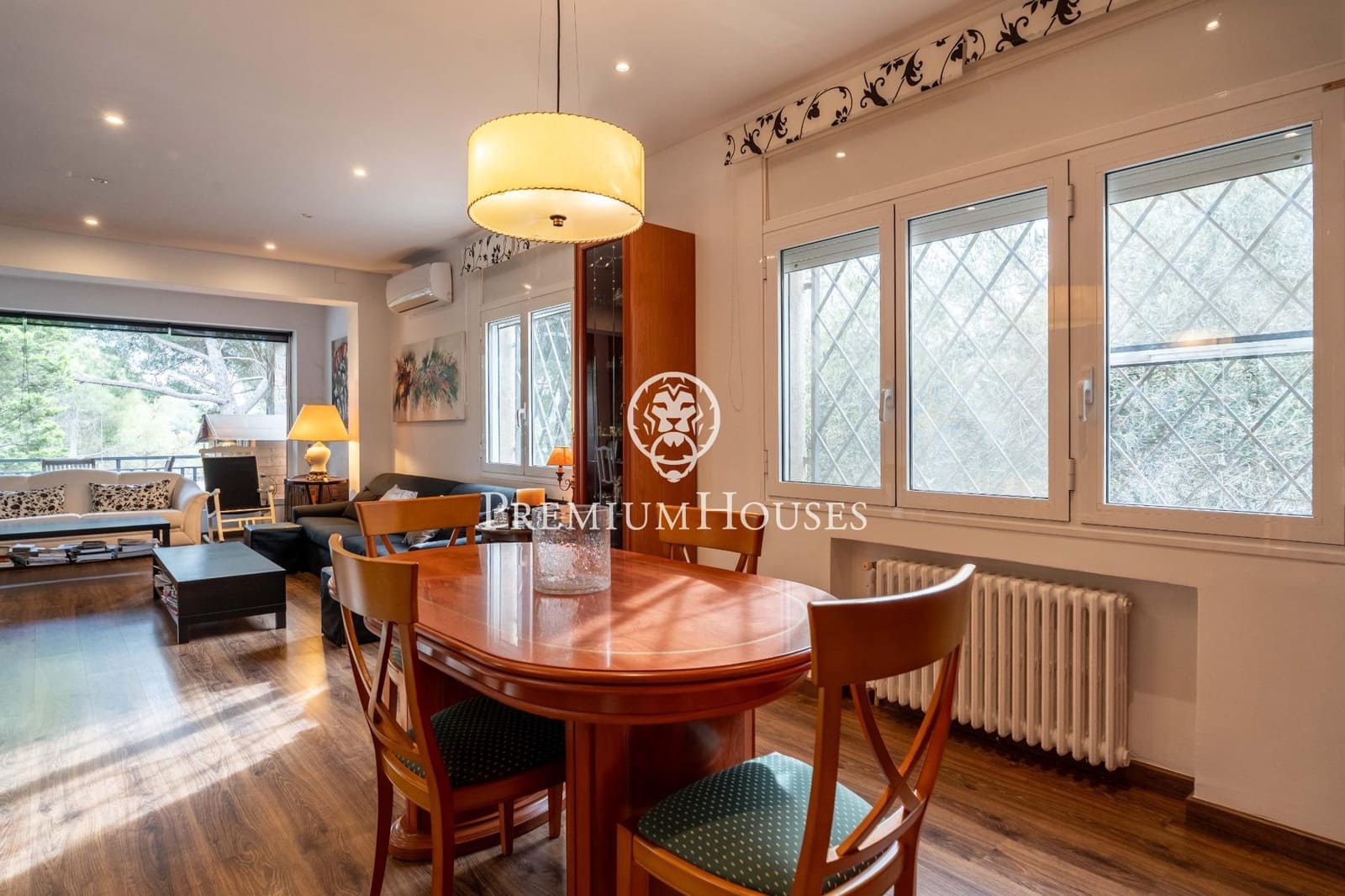 4 soverom Villa til salgs i Begues med svømmebasseng garasje - € 620 000 (Ref: 9413998)