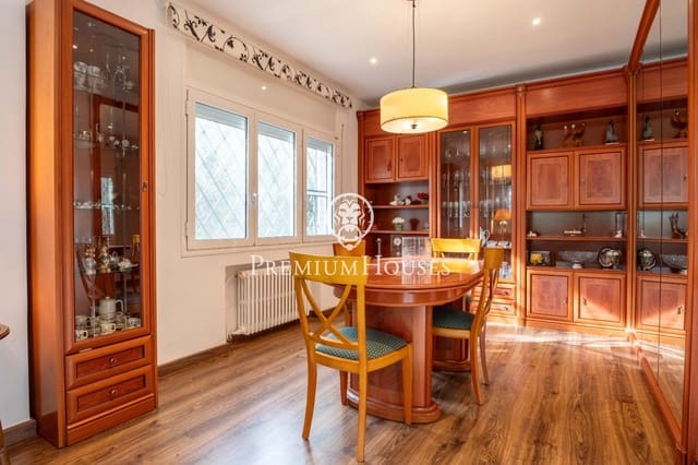 4 soverom Villa til salgs i Begues med svømmebasseng garasje - € 620 000 (Ref: 9413998)