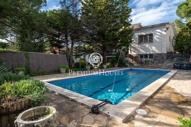 4 soverom Villa til salgs i Begues med svømmebasseng garasje - € 620 000 (Ref: 9413998)