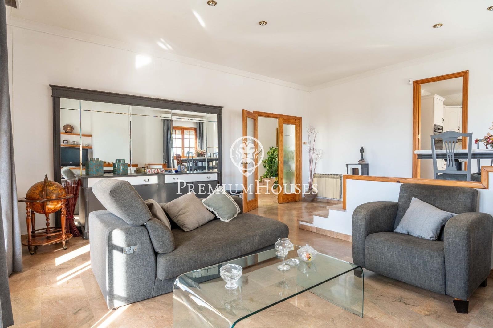 4 bedroom Villa for sale in Vilanova i la Geltru with pool garage - € 715,000 (Ref: 9419617)