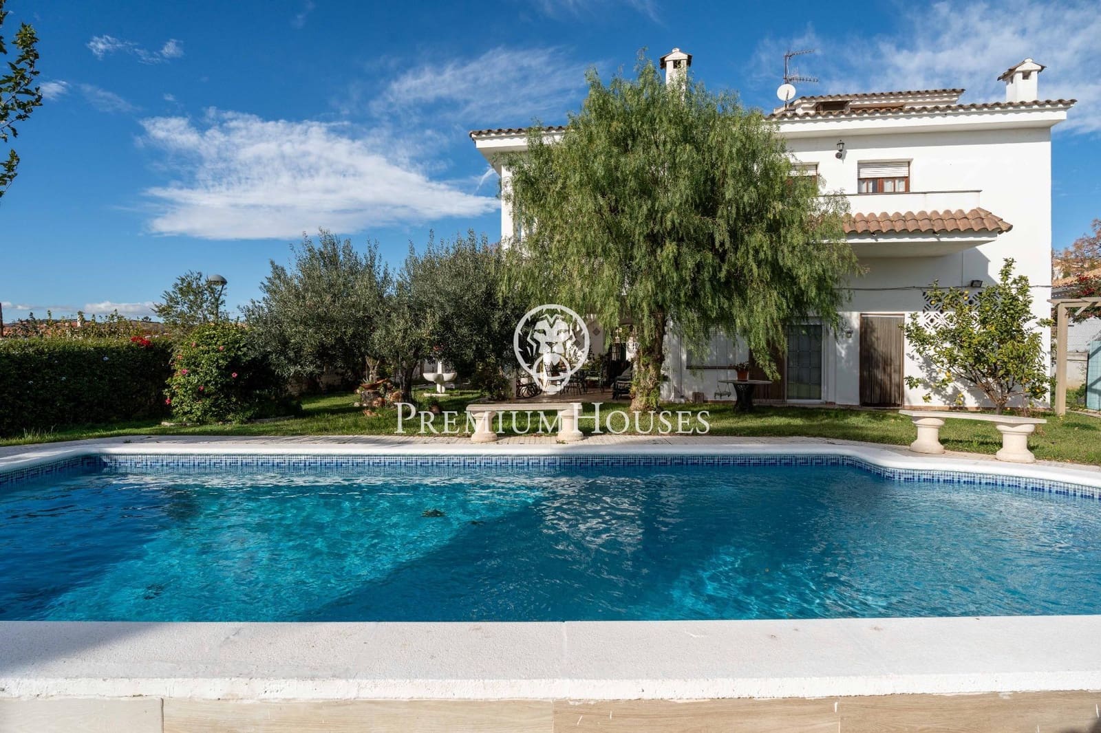 4 bedroom Villa for sale in Vilanova i la Geltru with pool garage - € 715,000 (Ref: 9419617)
