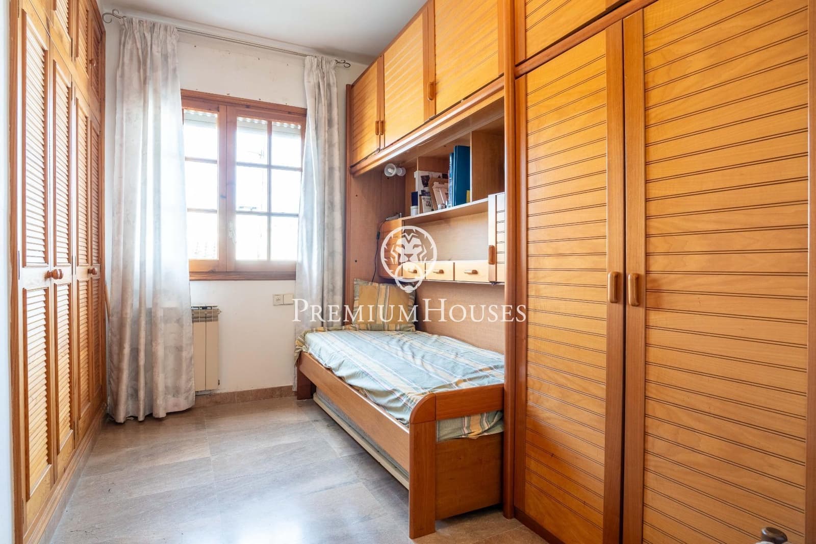 4 bedroom Villa for sale in Vilanova i la Geltru with pool garage - € 715,000 (Ref: 9419617)