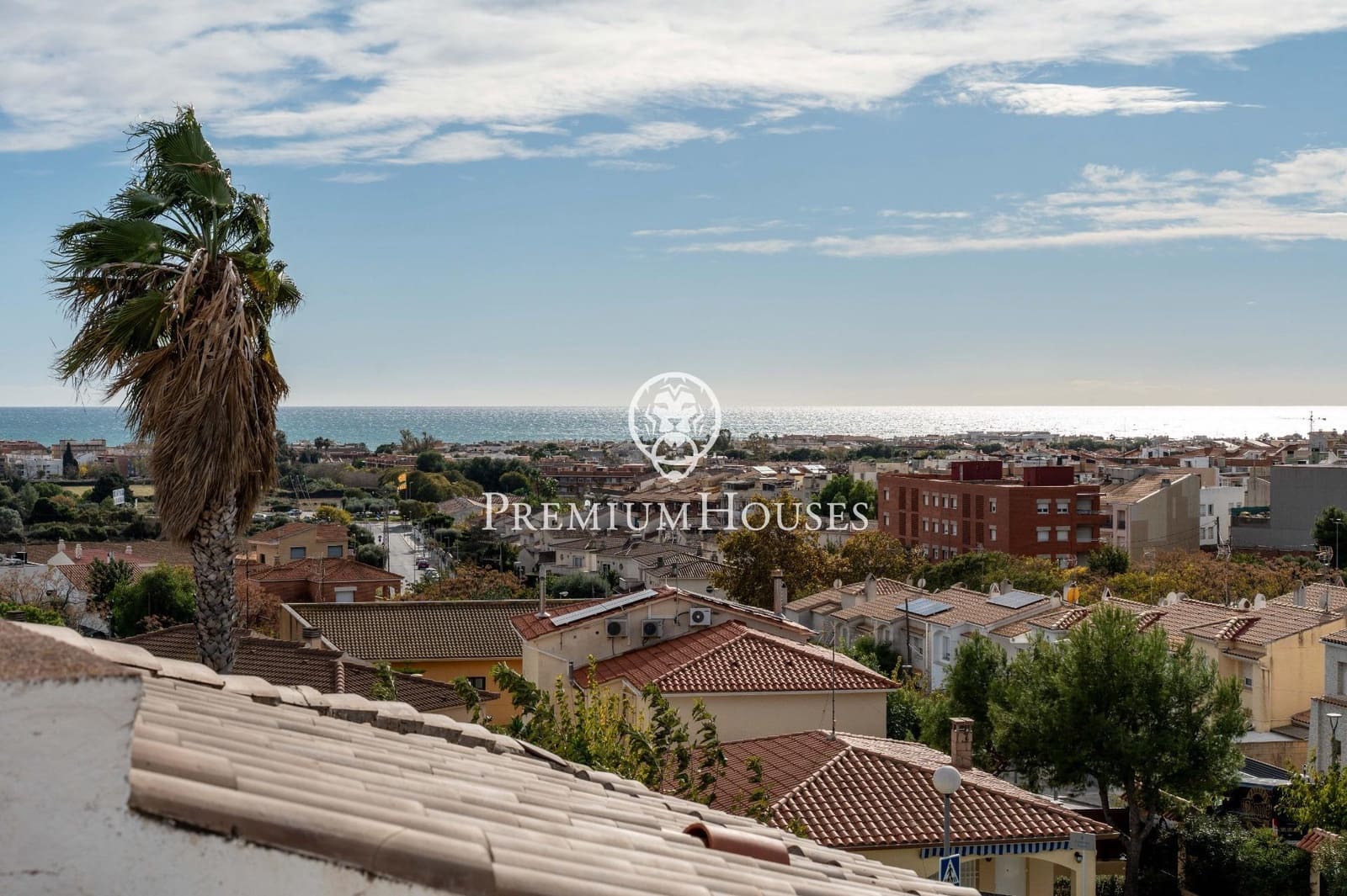 4 bedroom Villa for sale in Vilanova i la Geltru with pool garage - € 715,000 (Ref: 9419617)