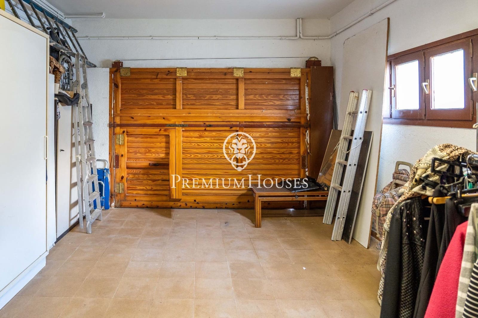 4 bedroom Villa for sale in Vilanova i la Geltru with pool garage - € 715,000 (Ref: 9419617)