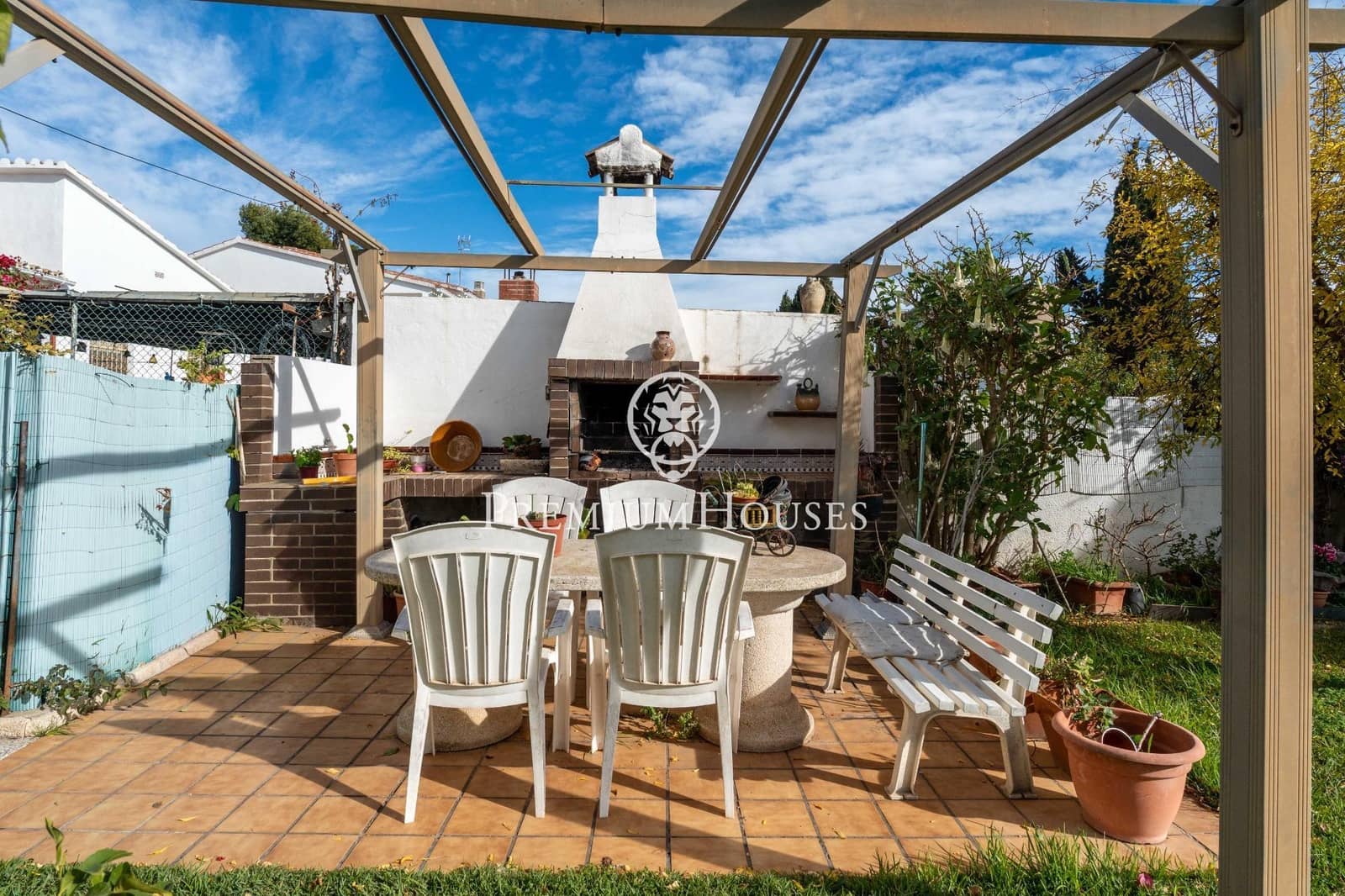 4 bedroom Villa for sale in Vilanova i la Geltru with pool garage - € 715,000 (Ref: 9419617)