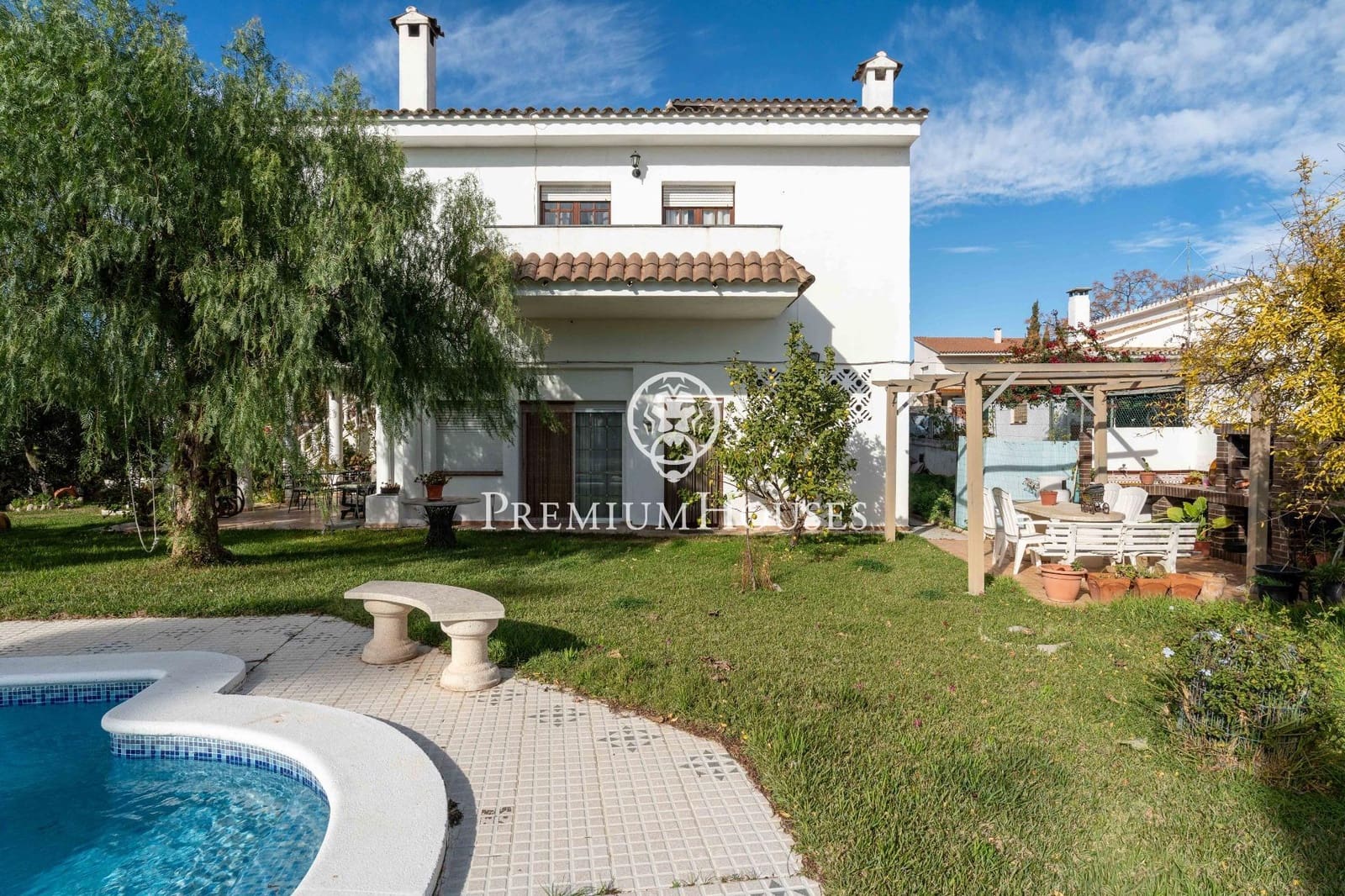4 bedroom Villa for sale in Vilanova i la Geltru with pool garage - € 715,000 (Ref: 9419617)