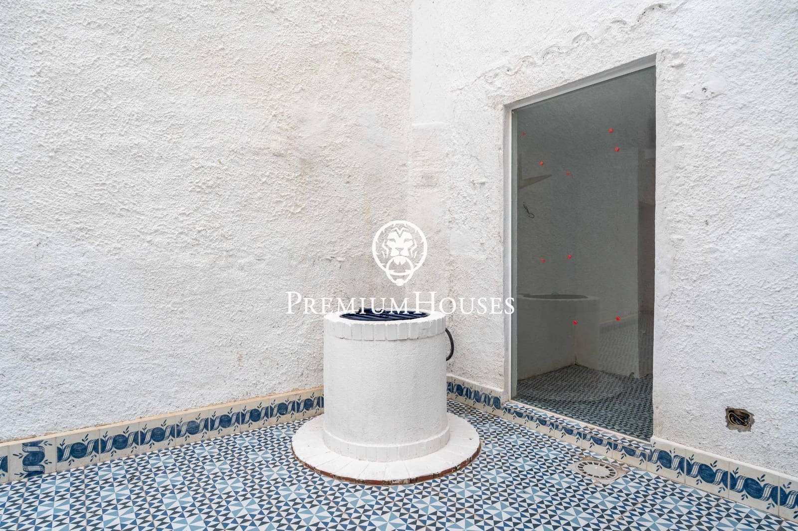 Commercial for sale in Sitges - € 475,000 (Ref: 9436109)