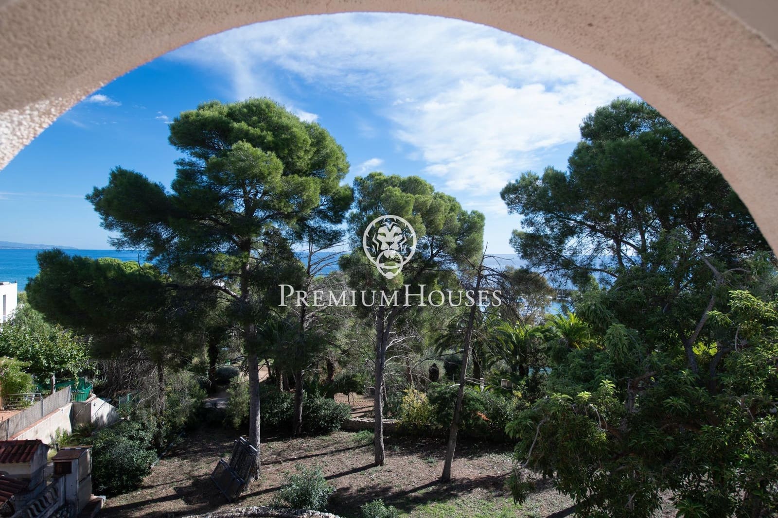 2 soveværelse Finca/Landehus til salg i Torredembarra - € 2.000.000 (Ref: 9446631)