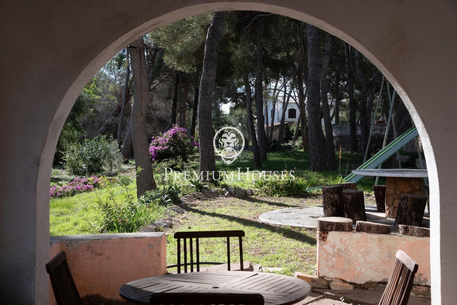 2 soveværelse Finca/Landehus til salg i Torredembarra - € 2.000.000 (Ref: 9446631)