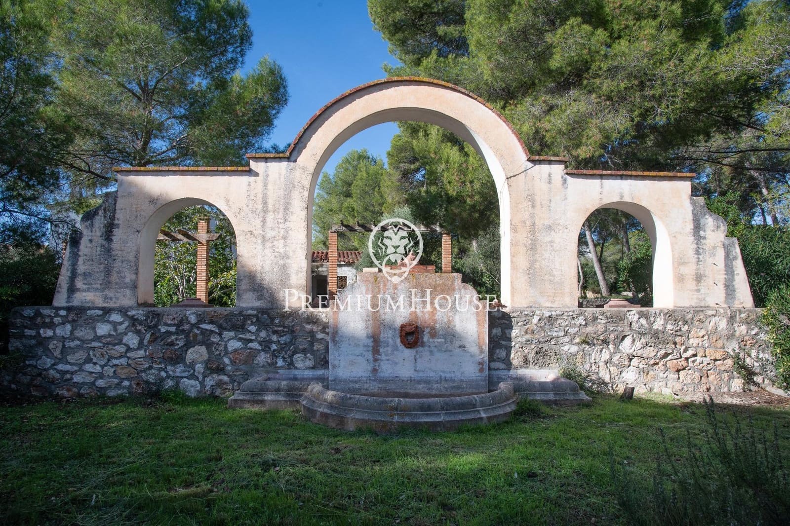 2 soveværelse Finca/Landehus til salg i Torredembarra - € 2.000.000 (Ref: 9446631)