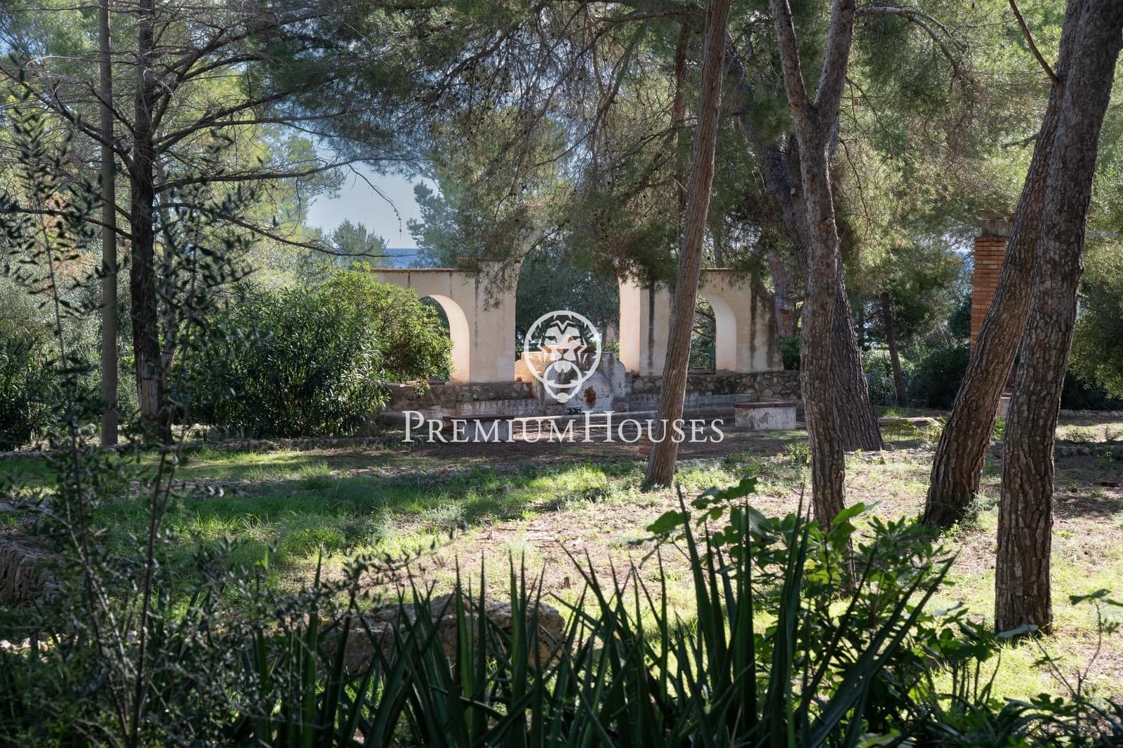 2 soveværelse Finca/Landehus til salg i Torredembarra - € 2.000.000 (Ref: 9446631)