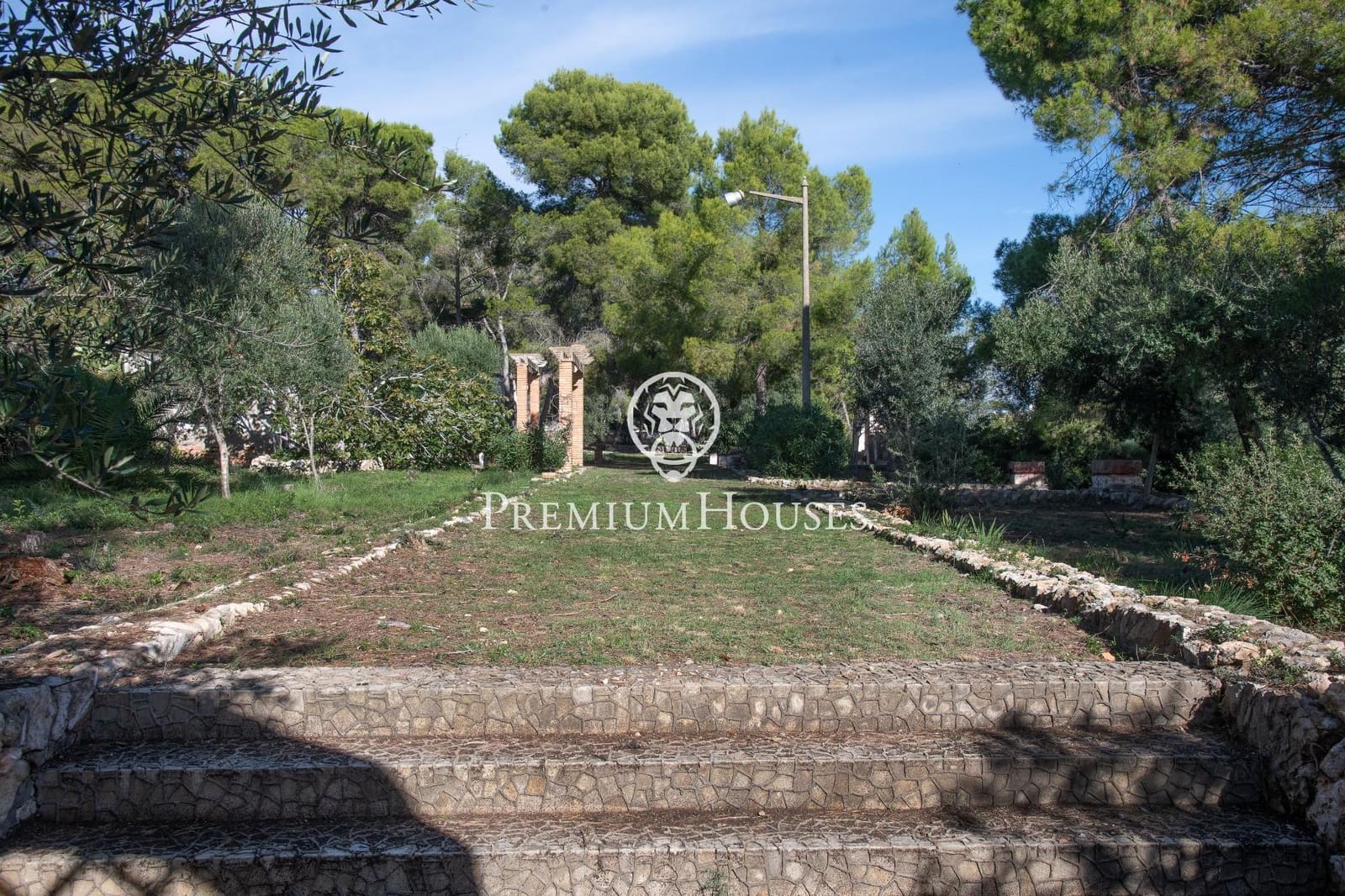 2 soveværelse Finca/Landehus til salg i Torredembarra - € 2.000.000 (Ref: 9446631)