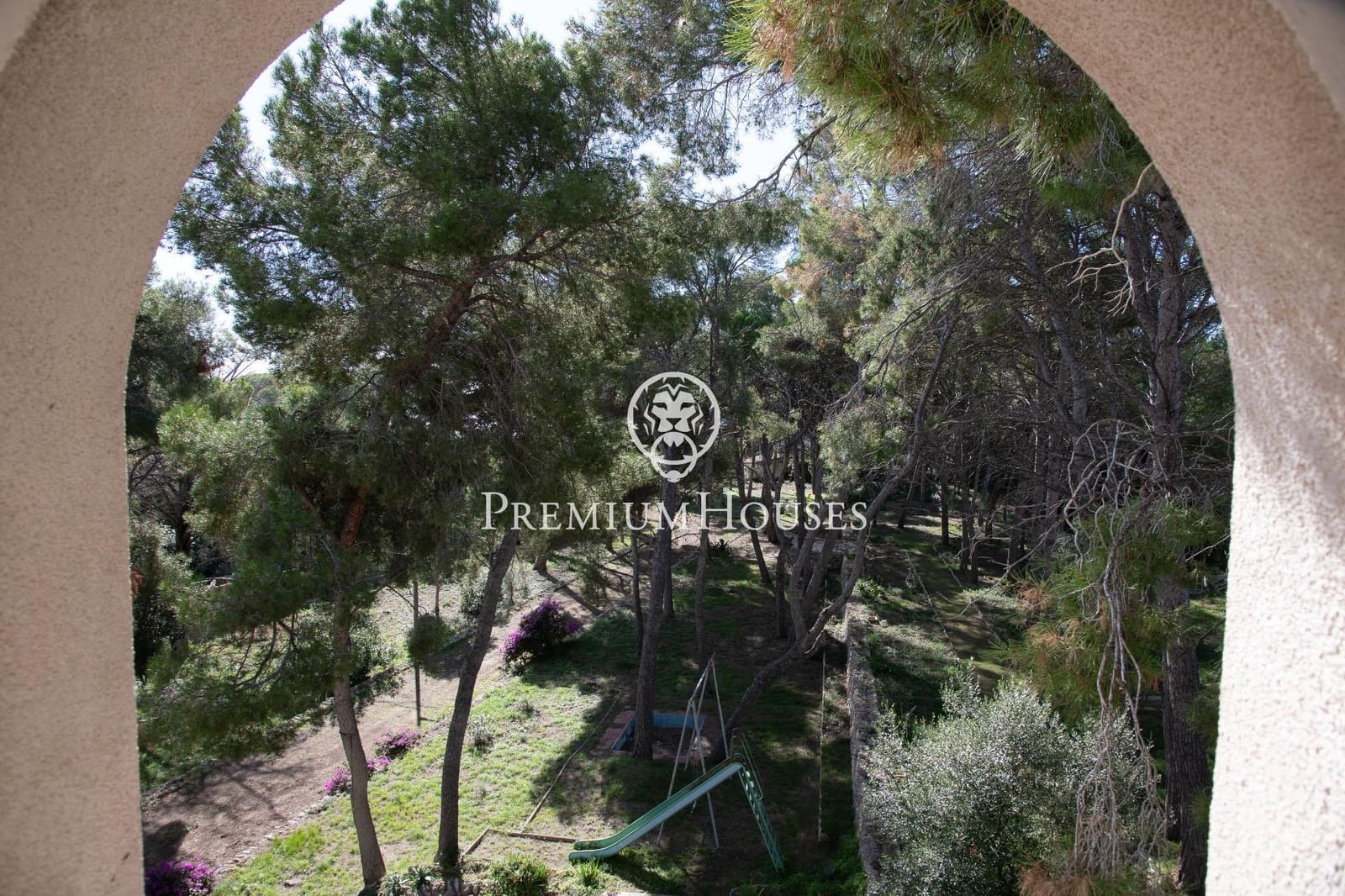 Building Plot for sale in Torredembarra - € 6,550,000 (Ref: 9446631)