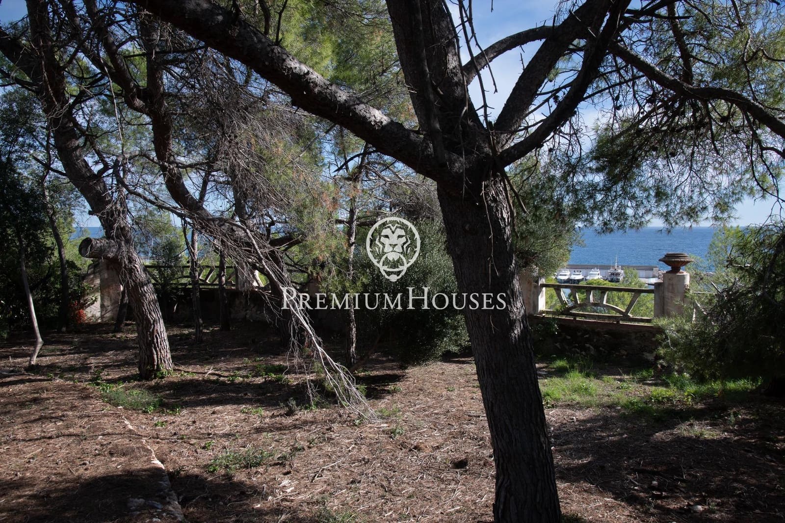 Building Plot for sale in Torredembarra - € 6,550,000 (Ref: 9446631)