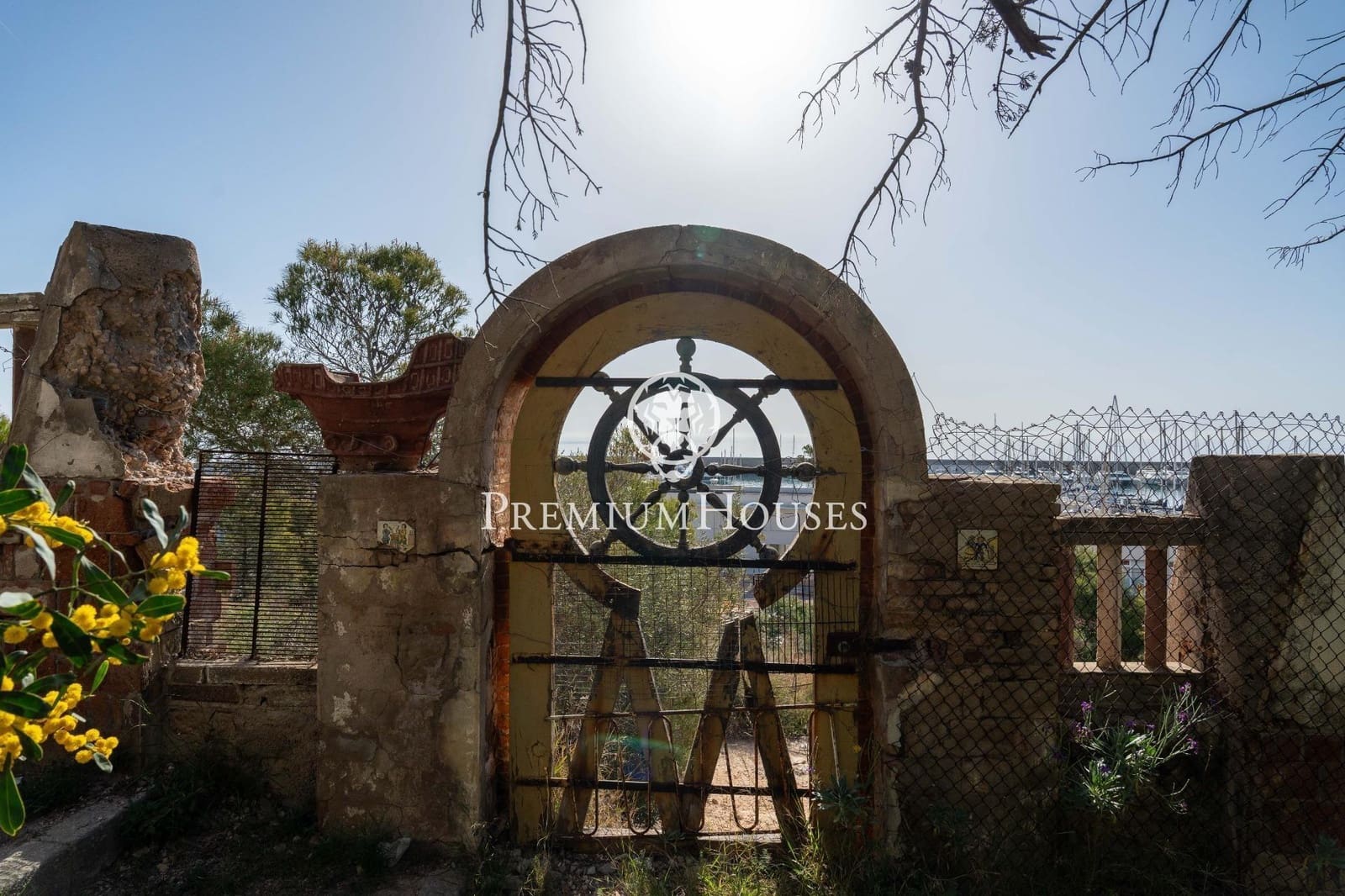 Building Plot for sale in Torredembarra - € 6,550,000 (Ref: 9446631)