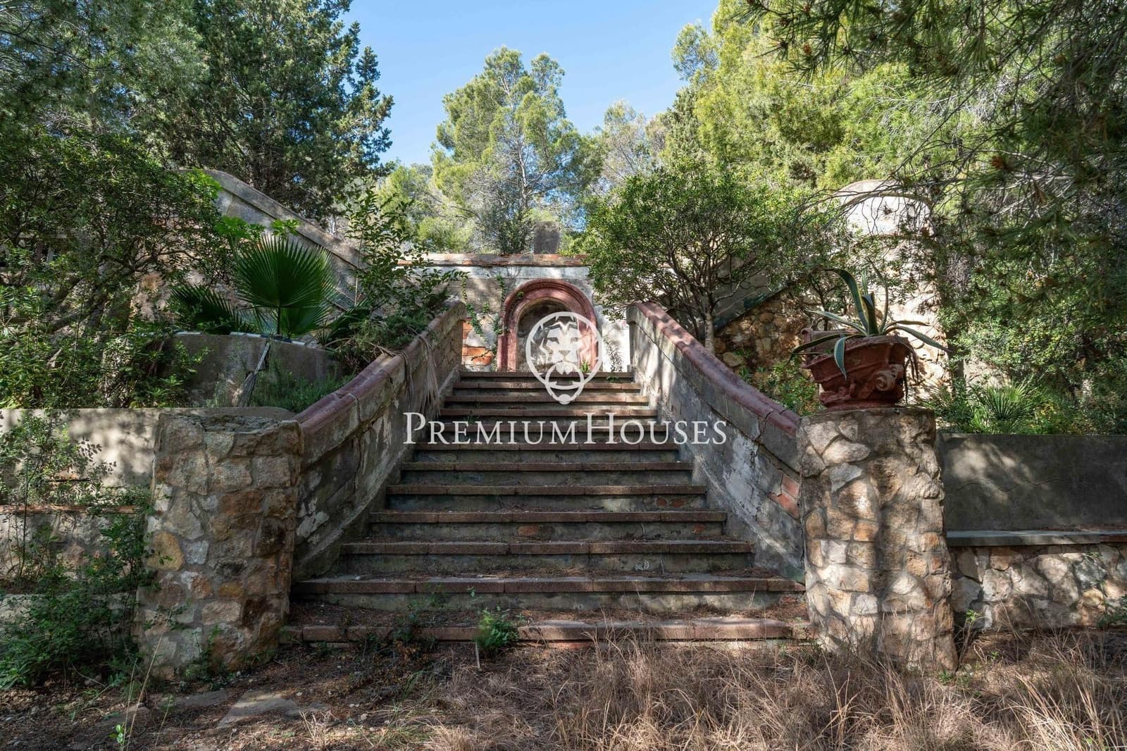 Building Plot for sale in Torredembarra - € 6,550,000 (Ref: 9446631)