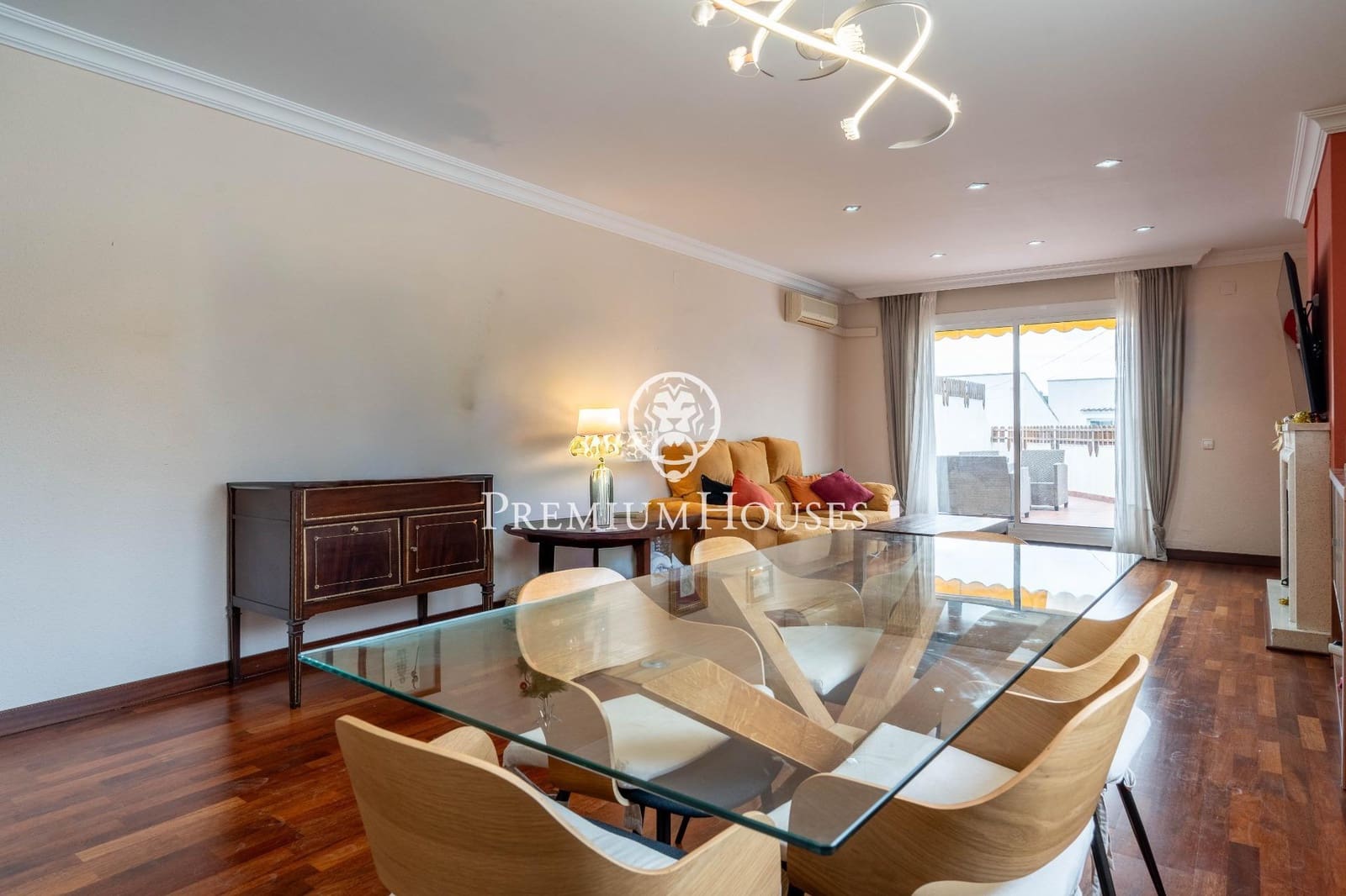 5 chambre Villa/Maison à vendre à Sant Pere de Ribes avec garage - 575 000 € (Ref: 9449068)