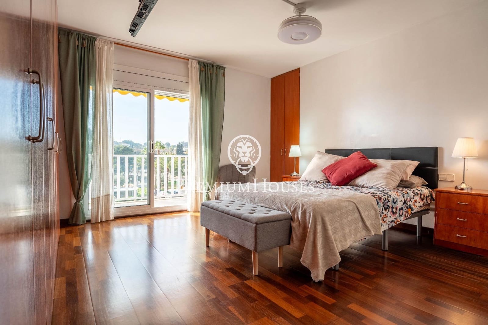 5 chambre Villa/Maison à vendre à Sant Pere de Ribes avec garage - 575 000 € (Ref: 9449068)