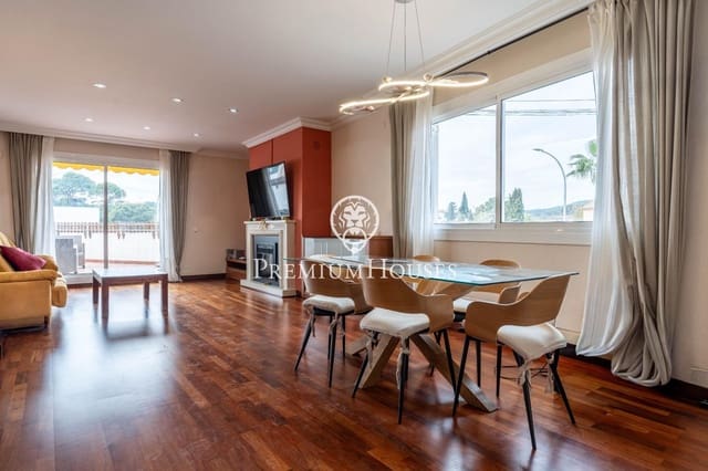 5 chambre Villa/Maison à vendre à Sant Pere de Ribes avec garage - 575 000 € (Ref: 9449068)