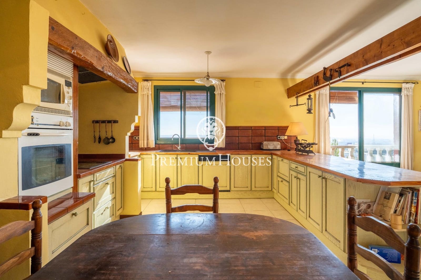 10 sovrum Finca/Hus på landet till salu i La Selva del Camp med garage - 2 000 000 € (Ref: 9465711)