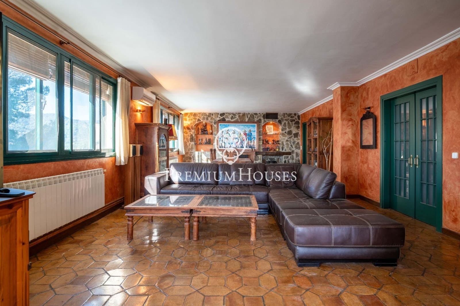 10 sovrum Finca/Hus på landet till salu i La Selva del Camp med garage - 2 000 000 € (Ref: 9465711)