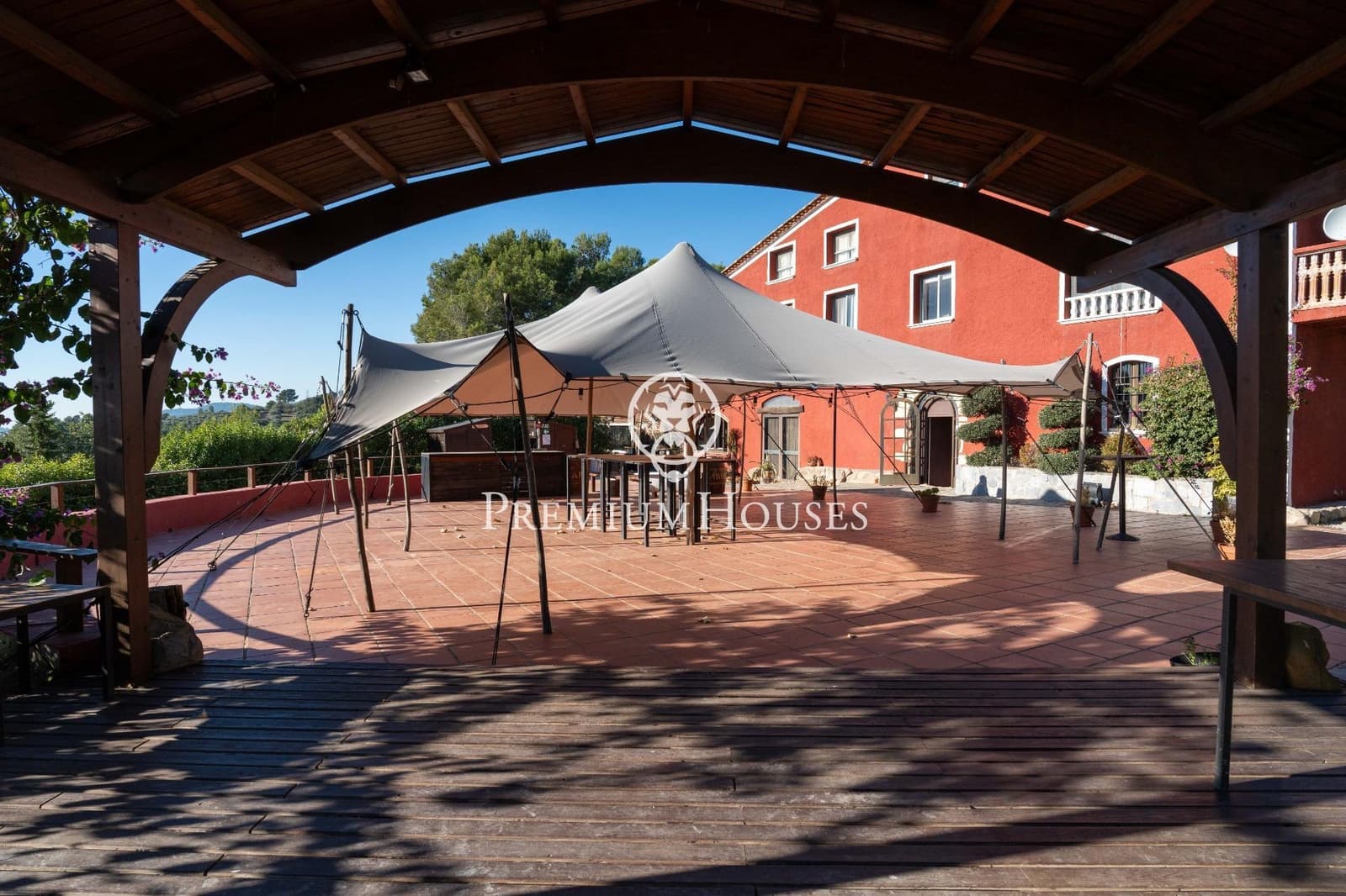 10 sovrum Finca/Hus på landet till salu i La Selva del Camp med garage - 2 000 000 € (Ref: 9465711)