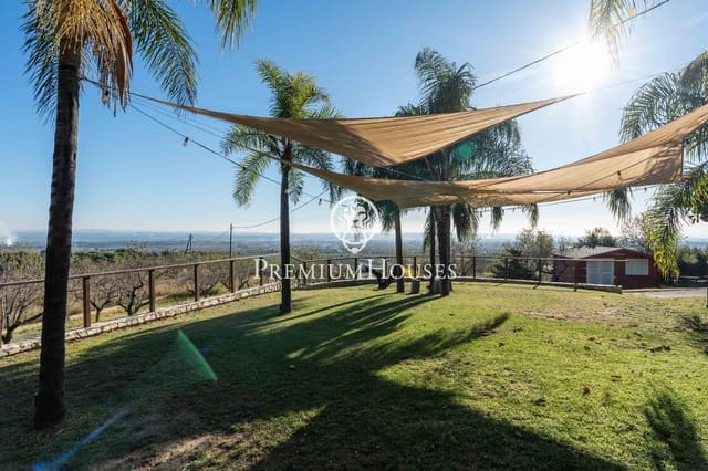 10 slaapkamer Finca/Landhuis te koop in La Selva del Camp met garage - € 2.000.000 (Ref: 9465711)