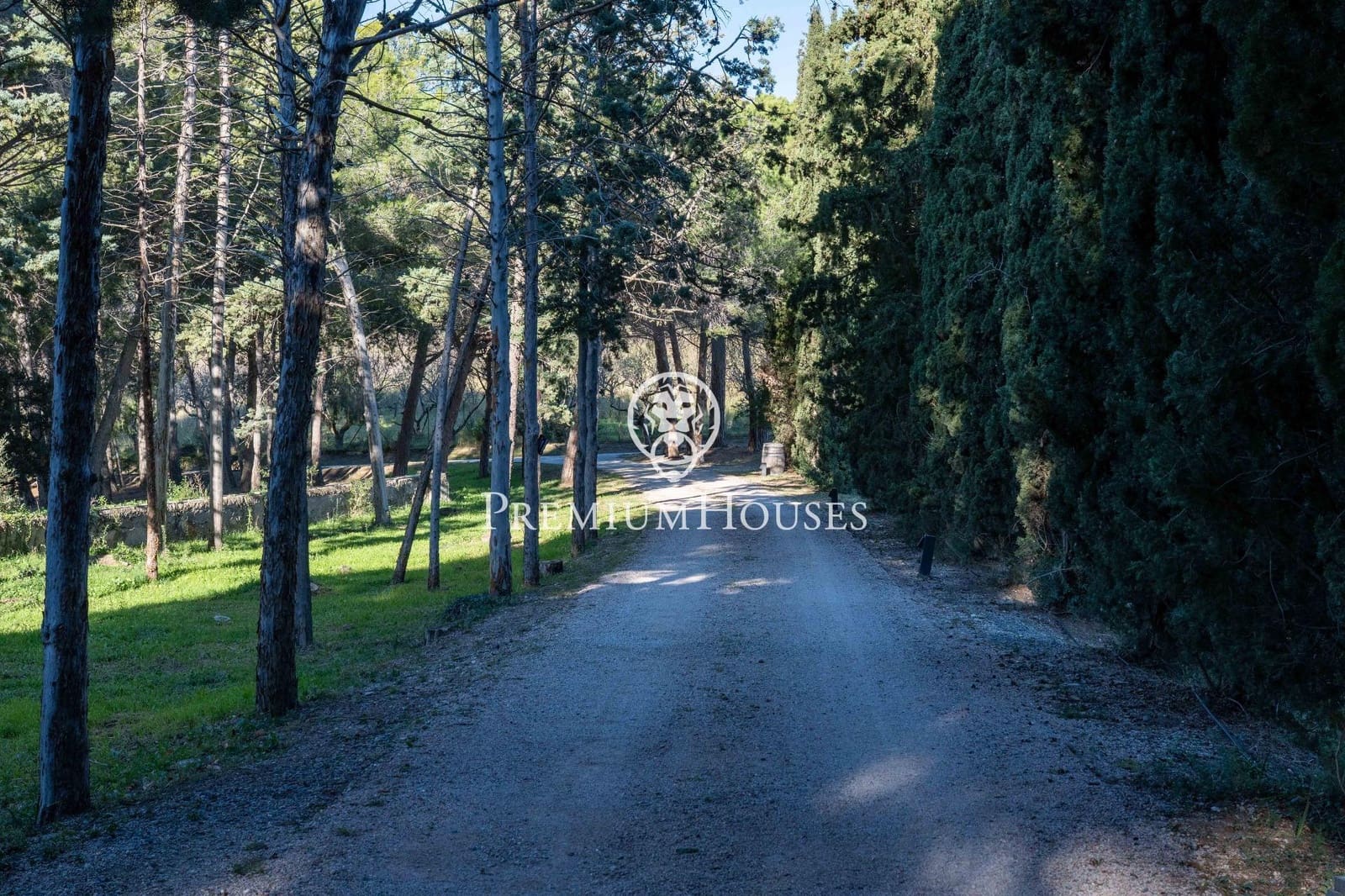 10 sovrum Finca/Hus på landet till salu i La Selva del Camp med garage - 2 000 000 € (Ref: 9465711)