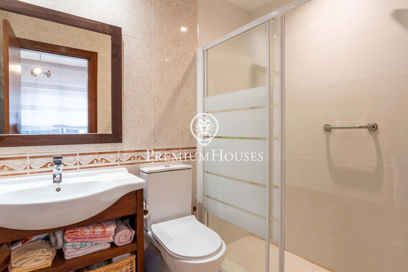 6 bedroom Villa for sale in Castelldefels with pool garage - € 1,445,000 (Ref: 9485349)