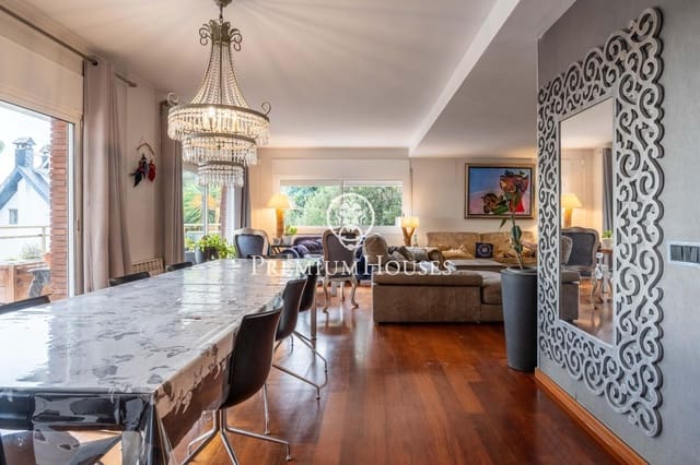 6 chambre Villa/Maison à vendre à Castelldefels avec piscine garage - 1 445 000 € (Ref: 9485349)