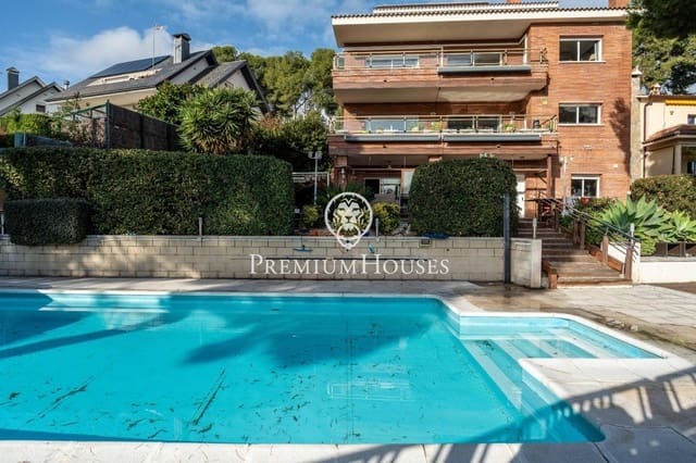 6 bedroom Villa for sale in Castelldefels with pool garage - € 1,350,000 (Ref: 9485349)