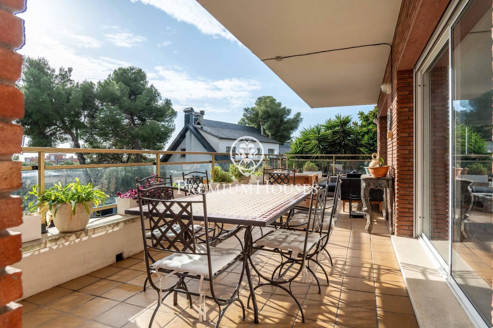 6 soveværelse Villa til salg i Castelldefels med swimmingpool garage - € 1.375.000 (Ref: 9485349)