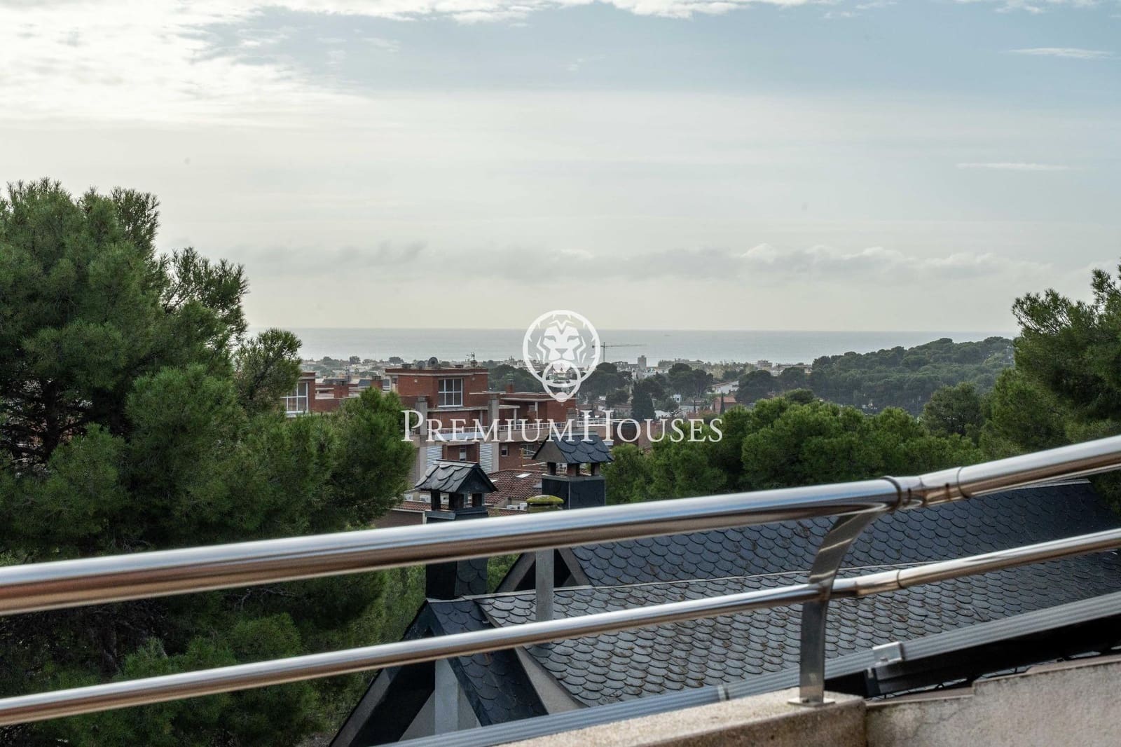 6 soveværelse Villa til salg i Castelldefels med swimmingpool garage - € 1.375.000 (Ref: 9485349)