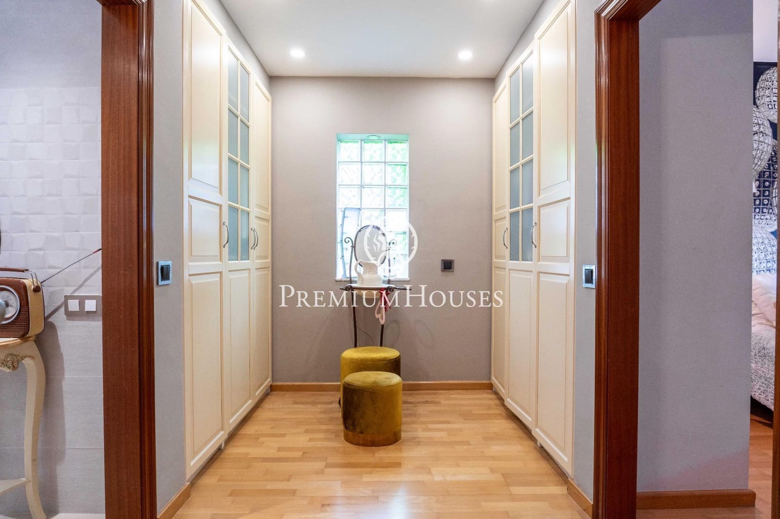 6 makuuhuone Huvila myytävänä paikassa Castelldefels mukana uima-altaan 
autotalli - 1 375 000 € (Ref: 9485349)