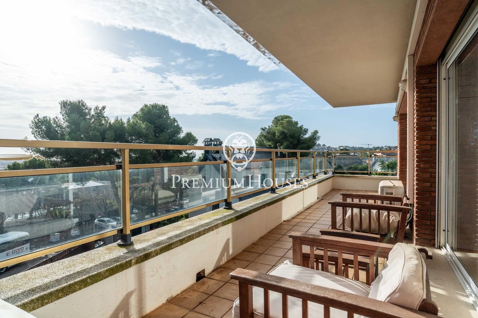 6 makuuhuone Huvila myytävänä paikassa Castelldefels mukana uima-altaan 
autotalli - 1 375 000 € (Ref: 9485349)