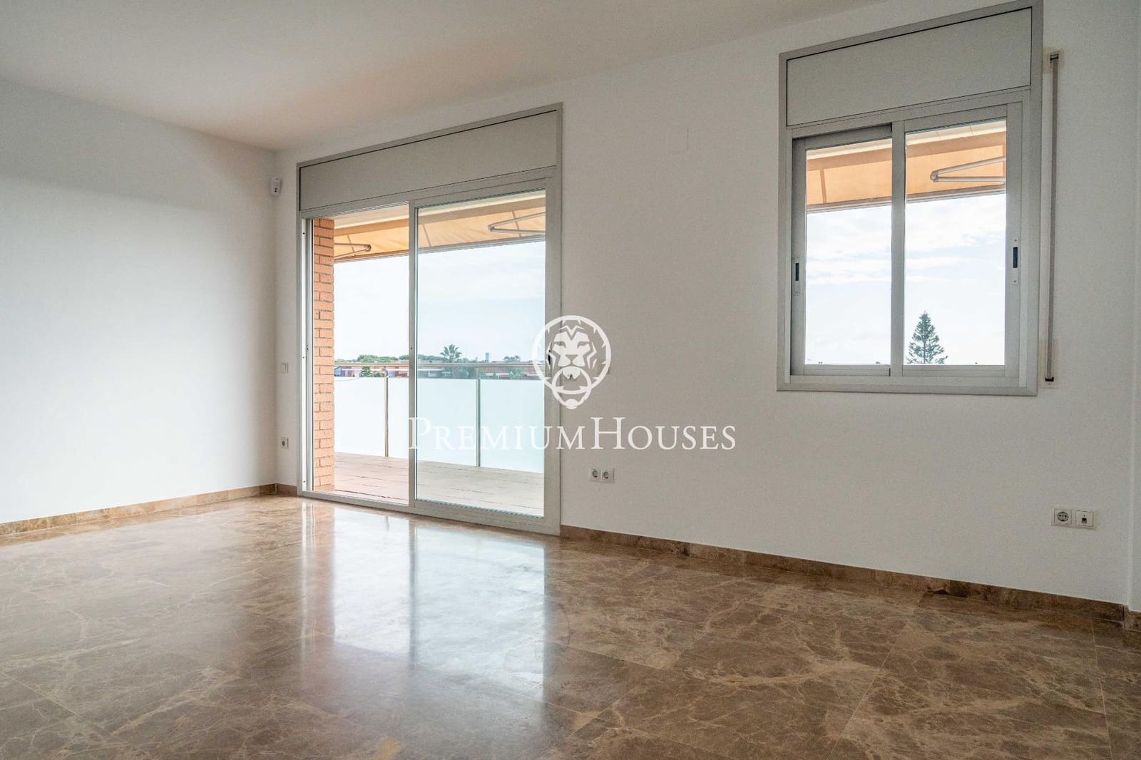 4 makuuhuone Huoneisto myytävänä paikassa Gava mukana uima-altaan - 1 100 000 € (Ref: 9491644)