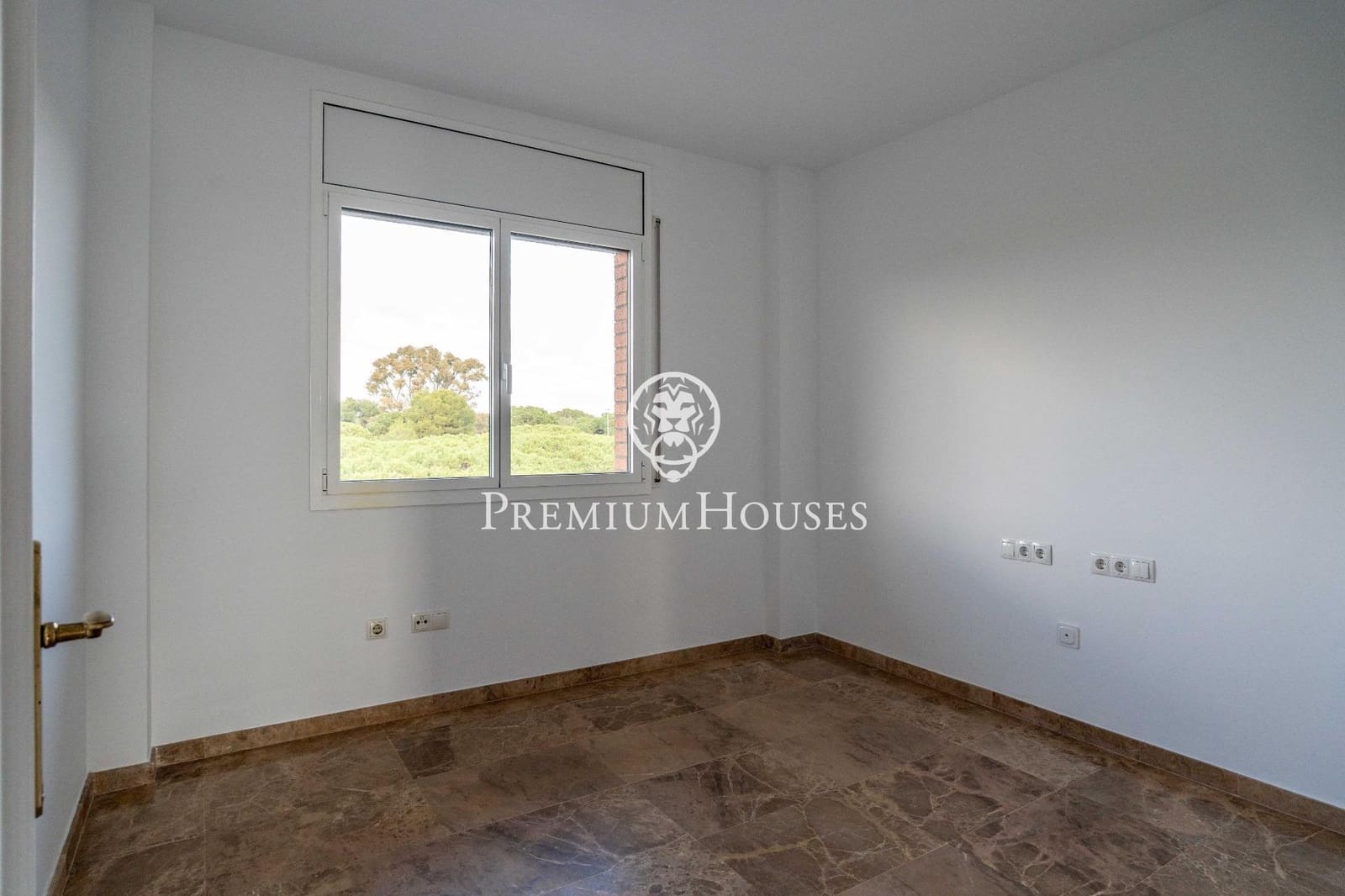 4 makuuhuone Huoneisto myytävänä paikassa Gava mukana uima-altaan - 1 100 000 € (Ref: 9491644)