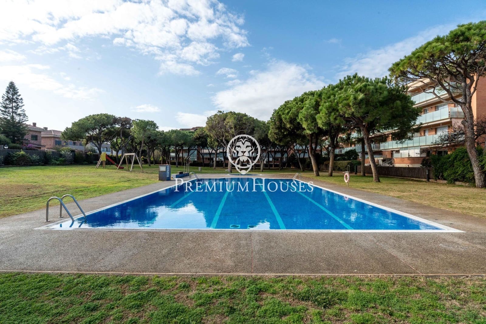 4 makuuhuone Huoneisto myytävänä paikassa Gava mukana uima-altaan - 1 100 000 € (Ref: 9491644)