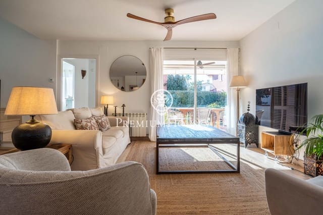 Adosado de 5 habitaciones en Altafulla en venta con garaje - 670.000 € (Ref: 9496406)