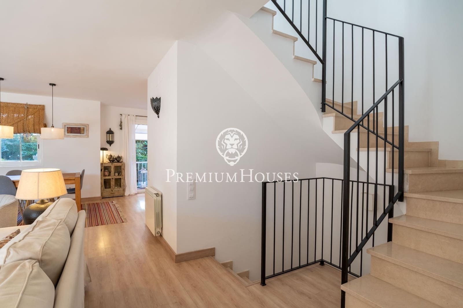 Adosado de 5 habitaciones en Altafulla en venta con garaje - 670.000 € (Ref: 9496406)