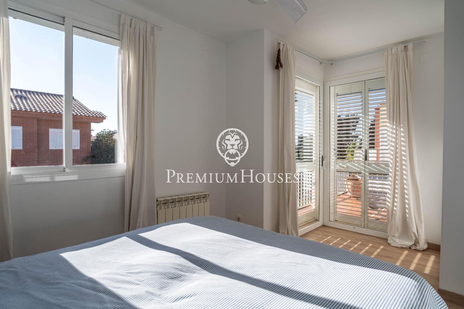 Adosado de 5 habitaciones en Altafulla en venta con garaje - 670.000 € (Ref: 9496406)