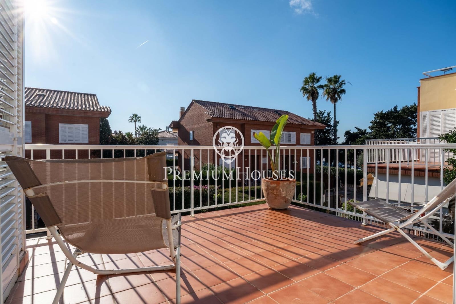 Adosado de 5 habitaciones en Altafulla en venta con garaje - 670.000 € (Ref: 9496406)