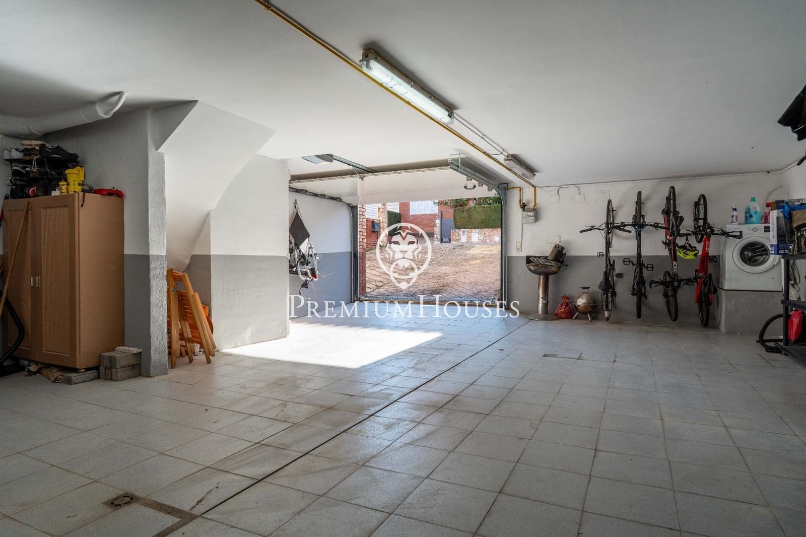 Adosado de 5 habitaciones en Altafulla en venta con garaje - 670.000 € (Ref: 9496406)