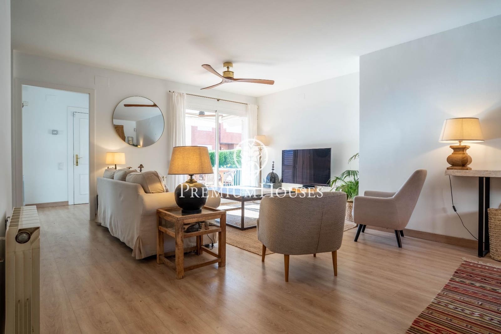 5 bedroom Terraced Villa for sale in Altafulla with garage - € 670,000 (Ref: 9496406)