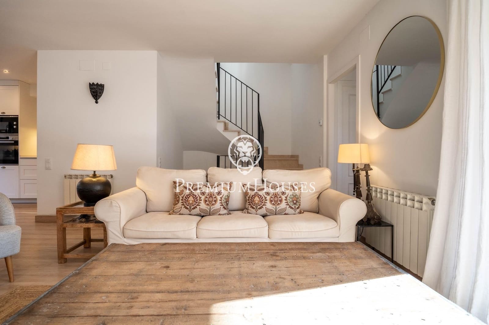 5 bedroom Terraced Villa for sale in Altafulla with garage - € 670,000 (Ref: 9496406)