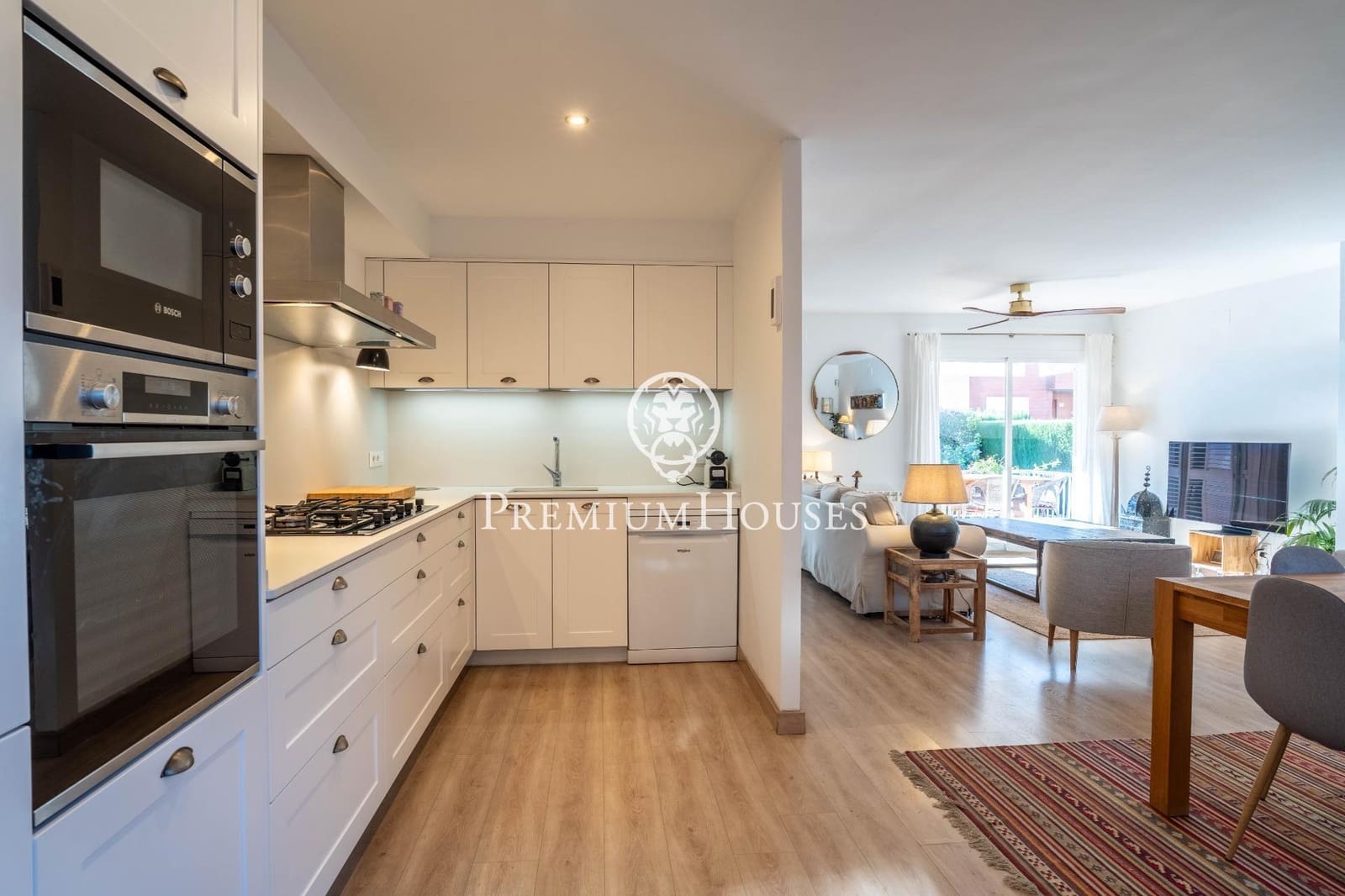 5 bedroom Terraced Villa for sale in Altafulla with garage - € 670,000 (Ref: 9496406)