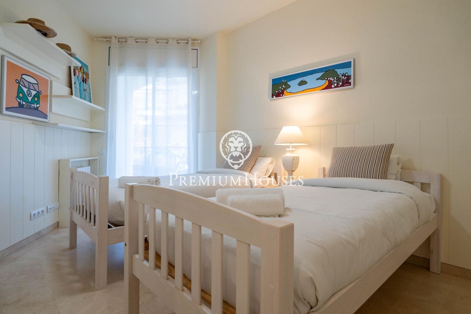 4 bedroom Beach Apartment for sale in Sitges with pool - € 1,490,000 (Ref: 9496409)