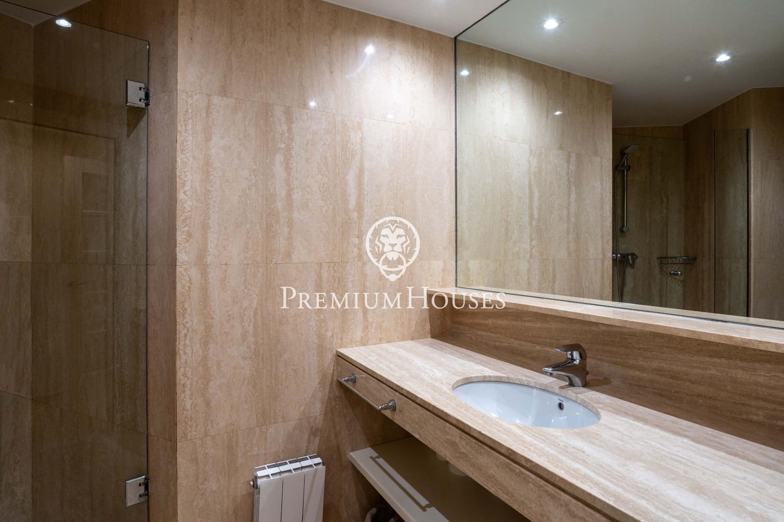 4 bedroom Beach Apartment for sale in Sitges with pool - € 1,490,000 (Ref: 9496409)