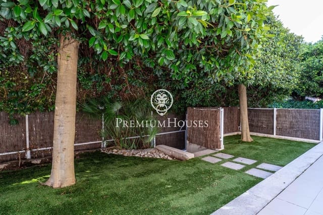 4 camera da letto Appartamento sulla Spiaggia in vendita in Sitges con piscina - 1.490.000 € (Rif: 9496409)